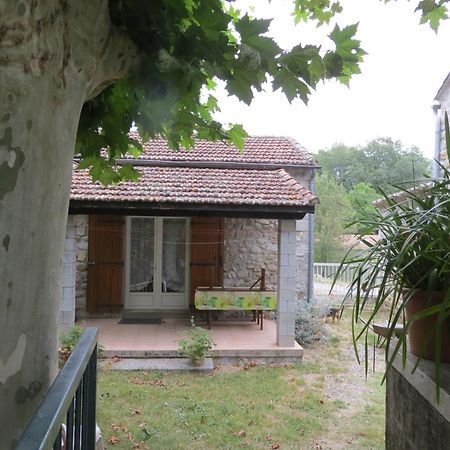Gite Des Trouilleres Minimum 7Nuits Sampzon Esterno foto